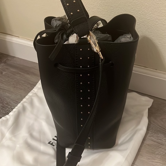 NWT FURLA bucket bag - Picture 5 of 8